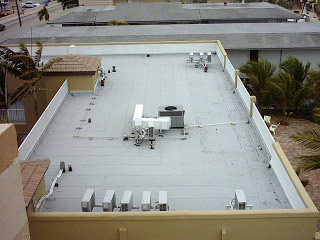 The commercial roofing in house from Paul bange roofing at Broward County, FL